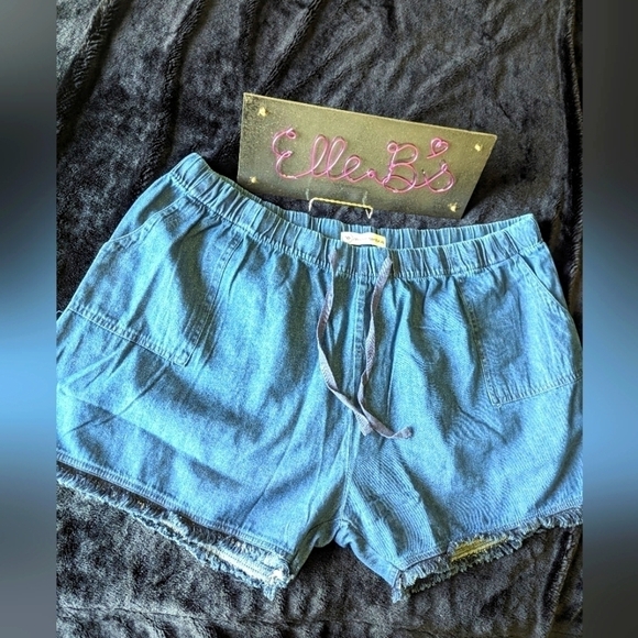 Pants - NWOT Real Essentials Blue Denim Color Pull On Shorts 3X